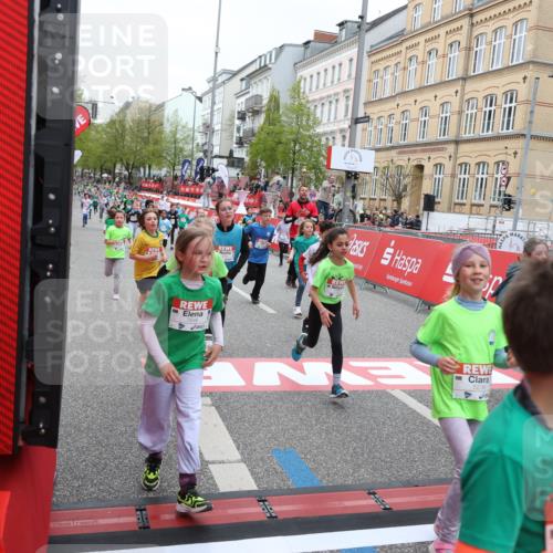 25.04.2026 - Das Zehntel Strokosch-Dieckow http://msf.ph/oto/9617198 25.04.2026 11:01:09 Ziel 5197, 5200, 5204, 5208, 5218, 5236, 5436, 5439, 5538, 5574, 5681, 5835, 5841, 5842, 5844, 5852, 5900, 6179, 6314, 6344, 6384, 6633, 6650, 6853, 7015, 7045, 7275, 7283, 7338, 7730, 7775, 7819, 7846, 8017 meine-sportfotos.de