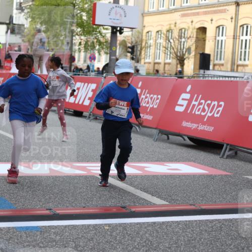 25.04.2026 - Das Zehntel Strokosch-Dieckow http://msf.ph/oto/9617217 25.04.2026 09:10:53 Ziel 1484, 2087, 2098 meine-sportfotos.de