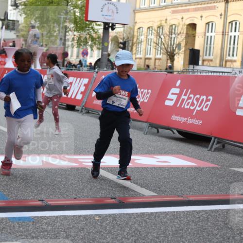 25.04.2026 - Das Zehntel Strokosch-Dieckow http://msf.ph/oto/9617226 25.04.2026 09:10:53 Ziel 1484, 2087, 2098 meine-sportfotos.de