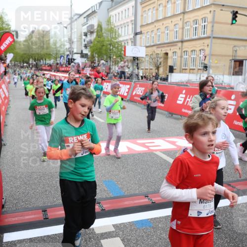 25.04.2026 - Das Zehntel Strokosch-Dieckow http://msf.ph/oto/9617233 25.04.2026 11:01:08 Ziel 5197, 5200, 5204, 5208, 5236, 5436, 5439, 5538, 5574, 5681, 5841, 5842, 5844, 5900, 5983, 6179, 6314, 6384, 6633, 6650, 6853, 7015, 7045, 7275, 7283, 7338, 7730, 7775, 7819, 7846, 8017 meine-sportfotos.de