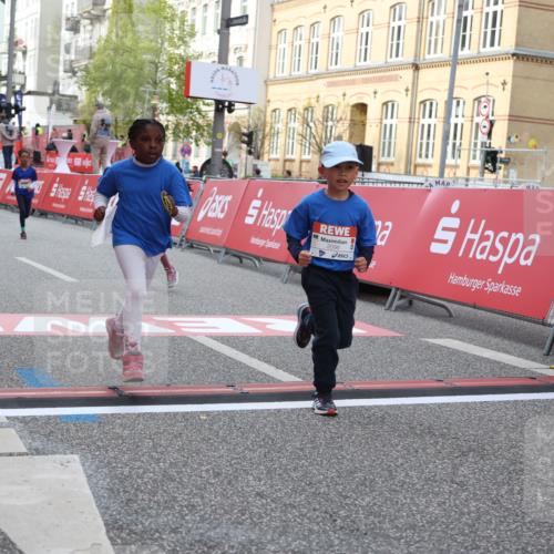25.04.2026 - Das Zehntel Strokosch-Dieckow http://msf.ph/oto/9617245 25.04.2026 09:10:54 Ziel 1359, 1484, 2087, 2098 meine-sportfotos.de