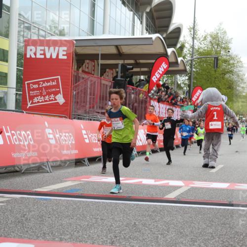 25.04.2026 - Das Zehntel Strokosch-Dieckow http://msf.ph/oto/9617259 25.04.2026 08:48:26 Ziel 1474, 2034 meine-sportfotos.de