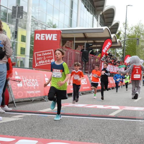 25.04.2026 - Das Zehntel Strokosch-Dieckow http://msf.ph/oto/9617293 25.04.2026 08:48:27 Ziel 1474, 2174 meine-sportfotos.de