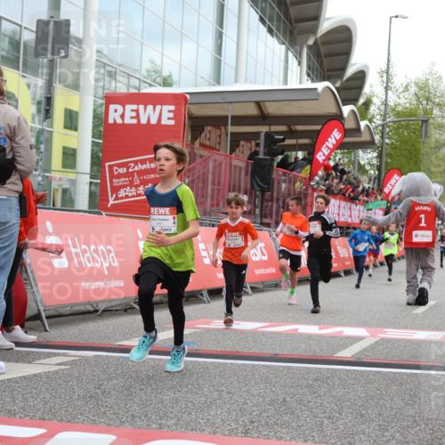 25.04.2026 - Das Zehntel Strokosch-Dieckow http://msf.ph/oto/9617301 25.04.2026 08:48:27 Ziel 1474, 2174 meine-sportfotos.de