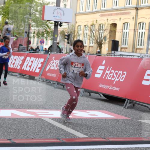 25.04.2026 - Das Zehntel Strokosch-Dieckow http://msf.ph/oto/9617318 25.04.2026 09:10:55 Ziel 1351, 1359, 2087, 2098 meine-sportfotos.de