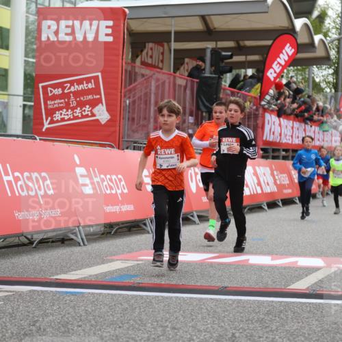 25.04.2026 - Das Zehntel Strokosch-Dieckow http://msf.ph/oto/9617330 25.04.2026 08:48:27 Ziel 1474, 2174 meine-sportfotos.de