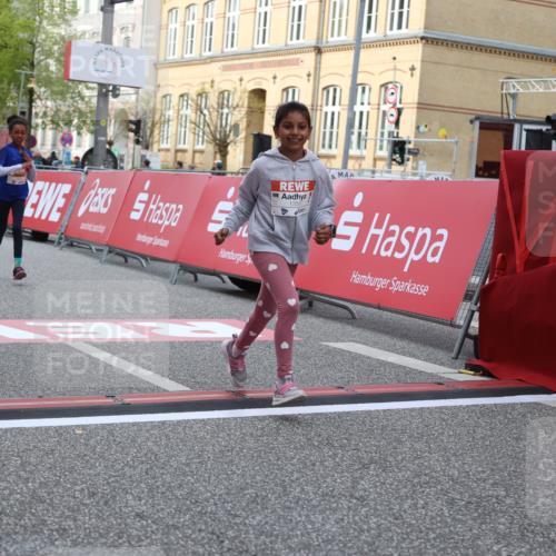 25.04.2026 - Das Zehntel Strokosch-Dieckow http://msf.ph/oto/9617339 25.04.2026 09:10:56 Ziel 1351, 1359, 1453, 2087, 2098 meine-sportfotos.de