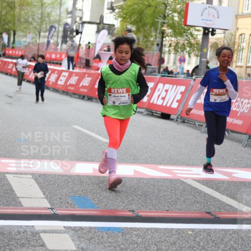 25.04.2026 - Das Zehntel Strokosch-Dieckow http://msf.ph/oto/9617377 25.04.2026 09:10:57 Ziel 1351, 1359, 1453, 2087, 2098 meine-sportfotos.de