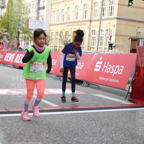 25.04.2026 - Das Zehntel Strokosch-Dieckow http://msf.ph/oto/9617436 25.04.2026 09:10:58 Ziel 1351, 1359, 1453, 2087, 2098 meine-sportfotos.de
