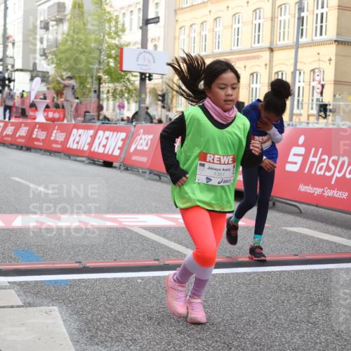 25.04.2026 - Das Zehntel Strokosch-Dieckow http://msf.ph/oto/9617469 25.04.2026 09:10:58 Ziel 1351, 1359, 1453, 2087, 2098 meine-sportfotos.de