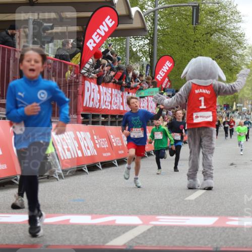 25.04.2026 - Das Zehntel Strokosch-Dieckow http://msf.ph/oto/9617555 25.04.2026 08:48:30 Ziel 1461, 1474, 1887, 2170, 2174, 2310 meine-sportfotos.de