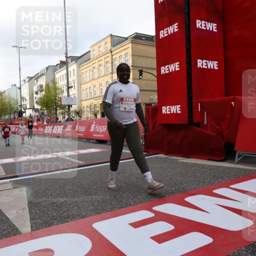 25.04.2026 - Das Zehntel Strokosch-Dieckow http://msf.ph/oto/9617597 25.04.2026 09:11:10 Ziel 1451, 1477 meine-sportfotos.de
