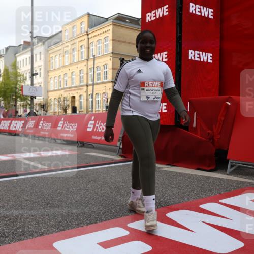 25.04.2026 - Das Zehntel Strokosch-Dieckow http://msf.ph/oto/9617629 25.04.2026 09:11:11 Ziel 1451, 1477 meine-sportfotos.de