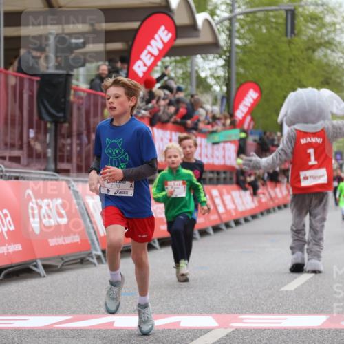 25.04.2026 - Das Zehntel Strokosch-Dieckow http://msf.ph/oto/9617639 25.04.2026 08:48:32 Ziel 1461, 1474, 1887, 2170, 2174, 2310, 2634, 3104 meine-sportfotos.de