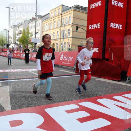 25.04.2026 - Das Zehntel Strokosch-Dieckow http://msf.ph/oto/9617800 25.04.2026 09:11:16 Ziel 1901, 2529, 3447 meine-sportfotos.de