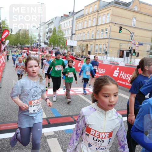 25.04.2026 - Das Zehntel Strokosch-Dieckow http://msf.ph/oto/9617833 25.04.2026 11:01:02 Ziel 5045, 5094, 5155, 5163, 5389, 5436, 5538, 5541, 5983, 6214, 6218, 6320, 6362, 6366, 6384, 6390, 6492, 6516, 6572, 6631, 6648, 6872, 6896, 7015, 7029, 7045, 7098, 7119, 7329, 7338, 7346, 7376, 7411, 7521, 7730, 7850 meine-sportfotos.de