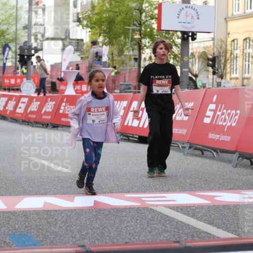 25.04.2026 - Das Zehntel Strokosch-Dieckow http://msf.ph/oto/9617836 25.04.2026 09:11:17 Ziel 1901, 2529, 3447 meine-sportfotos.de