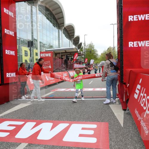 25.04.2026 - Das Zehntel Strokosch-Dieckow http://msf.ph/oto/9617845 25.04.2026 08:48:40 Ziel 1519, 2634, 3104 meine-sportfotos.de