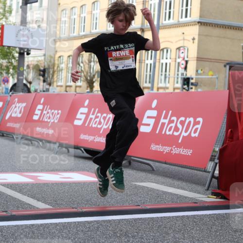 25.04.2026 - Das Zehntel Strokosch-Dieckow http://msf.ph/oto/9617942 25.04.2026 09:11:20 Ziel 1427, 1901, 2529, 3447 meine-sportfotos.de