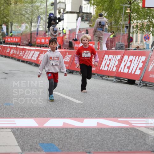 25.04.2026 - Das Zehntel Strokosch-Dieckow http://msf.ph/oto/9617982 25.04.2026 09:11:23 Ziel 1427, 1901 meine-sportfotos.de