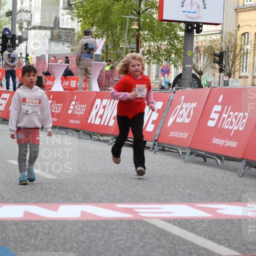 25.04.2026 - Das Zehntel Strokosch-Dieckow http://msf.ph/oto/9618019 25.04.2026 09:11:24 Ziel 1427, 1901, 2549 meine-sportfotos.de