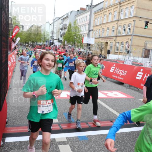 25.04.2026 - Das Zehntel Strokosch-Dieckow http://msf.ph/oto/9618030 25.04.2026 11:01:00 Ziel 5045, 5094, 5155, 5163, 5358, 5389, 5408, 5438, 5541, 5983, 6214, 6218, 6320, 6362, 6366, 6390, 6492, 6516, 6572, 6631, 6648, 6872, 6896, 6975, 7029, 7098, 7119, 7329, 7346, 7376, 7411, 7521, 7850, 7876 meine-sportfotos.de