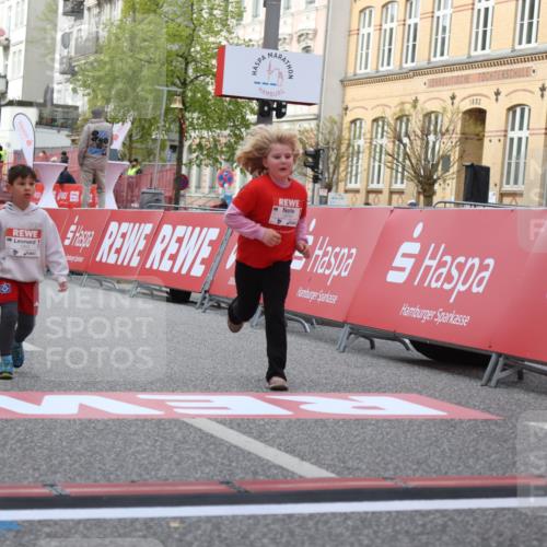 25.04.2026 - Das Zehntel Strokosch-Dieckow http://msf.ph/oto/9618046 25.04.2026 09:11:25 Ziel 1427, 1903, 2549 meine-sportfotos.de