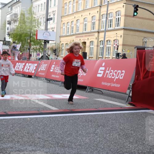 25.04.2026 - Das Zehntel Strokosch-Dieckow http://msf.ph/oto/9618083 25.04.2026 09:11:26 Ziel 1427, 1903, 2549 meine-sportfotos.de