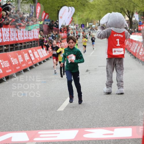 25.04.2026 - Das Zehntel Strokosch-Dieckow http://msf.ph/oto/9618245 25.04.2026 08:48:46 Ziel 3107, 3394, 3408, 3410, 3580 meine-sportfotos.de