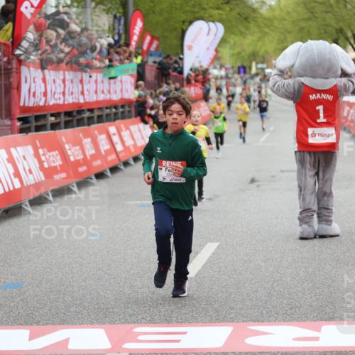 25.04.2026 - Das Zehntel Strokosch-Dieckow http://msf.ph/oto/9618270 25.04.2026 08:48:46 Ziel 3107, 3394, 3408, 3410, 3580 meine-sportfotos.de
