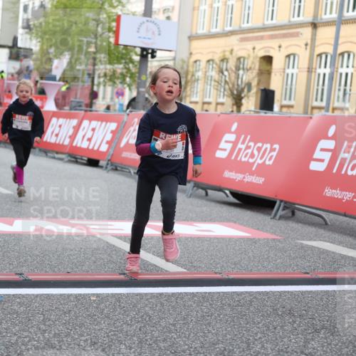 25.04.2026 - Das Zehntel Strokosch-Dieckow http://msf.ph/oto/9618326 25.04.2026 09:11:49 Ziel 3319 meine-sportfotos.de