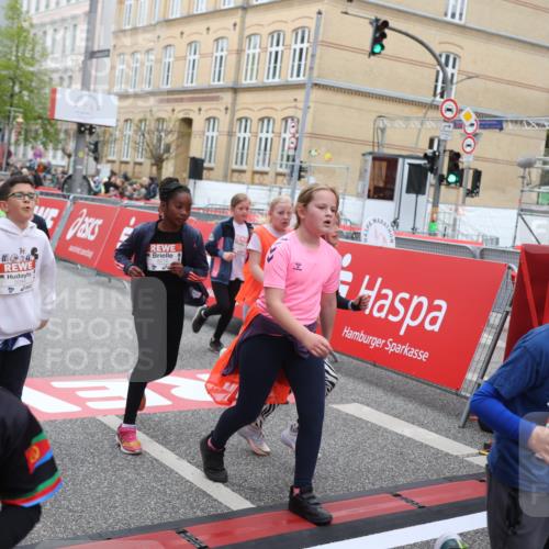 25.04.2026 - Das Zehntel Strokosch-Dieckow http://msf.ph/oto/9618363 25.04.2026 11:00:56 Ziel 5094, 5155, 5163, 5164, 5238, 5297, 5301, 5358, 5408, 5438, 5460, 5767, 6214, 6218, 6257, 6261, 6270, 6274, 6305, 6306, 6320, 6387, 6427, 6572, 6608, 6631, 6648, 6975, 7029, 7076, 7081, 7098, 7376, 7411, 7535, 7761, 7876 meine-sportfotos.de