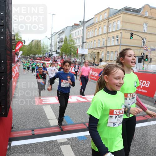 25.04.2026 - Das Zehntel Strokosch-Dieckow http://msf.ph/oto/9618444 25.04.2026 11:00:55 Ziel 5078, 5094, 5155, 5163, 5164, 5238, 5297, 5301, 5358, 5408, 5438, 5460, 5767, 6214, 6218, 6257, 6261, 6270, 6274, 6305, 6306, 6320, 6387, 6427, 6556, 6572, 6608, 6631, 6975, 7076, 7081, 7376, 7411, 7535, 7559, 7761, 7876 meine-sportfotos.de