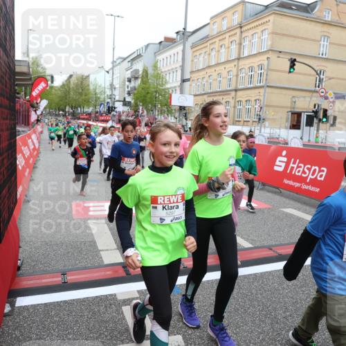 25.04.2026 - Das Zehntel Strokosch-Dieckow http://msf.ph/oto/9618468 25.04.2026 11:00:54 Ziel 5078, 5094, 5164, 5238, 5297, 5301, 5358, 5408, 5438, 5460, 5767, 5860, 6218, 6257, 6261, 6270, 6274, 6305, 6306, 6387, 6427, 6556, 6572, 6608, 6975, 7033, 7076, 7081, 7411, 7535, 7559, 7657, 7761, 7876 meine-sportfotos.de