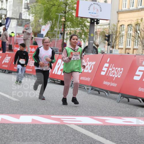 25.04.2026 - Das Zehntel Strokosch-Dieckow http://msf.ph/oto/9618475 25.04.2026 09:11:53 Ziel 1230, 1238, 3280 meine-sportfotos.de