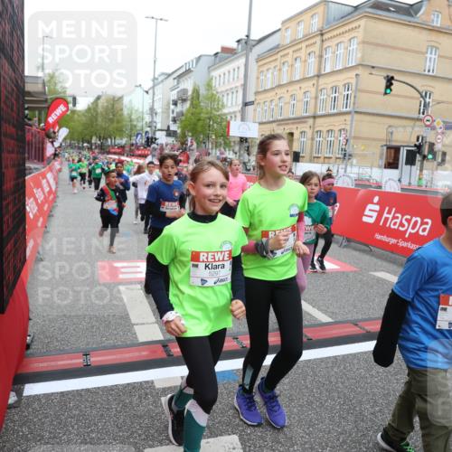 25.04.2026 - Das Zehntel Strokosch-Dieckow http://msf.ph/oto/9618480 25.04.2026 11:00:54 Ziel 5078, 5094, 5164, 5238, 5297, 5301, 5358, 5408, 5438, 5460, 5767, 5860, 6218, 6257, 6261, 6270, 6274, 6305, 6306, 6387, 6427, 6556, 6572, 6608, 6975, 7033, 7076, 7081, 7411, 7535, 7559, 7657, 7761, 7876 meine-sportfotos.de