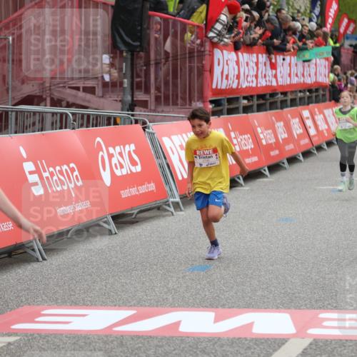25.04.2026 - Das Zehntel Strokosch-Dieckow http://msf.ph/oto/9618491 25.04.2026 08:48:51 Ziel 1587, 2053, 2796, 3580 meine-sportfotos.de