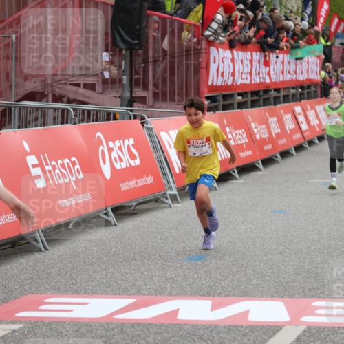 25.04.2026 - Das Zehntel Strokosch-Dieckow http://msf.ph/oto/9618499 25.04.2026 08:48:51 Ziel 1587, 2053, 2796, 3580 meine-sportfotos.de