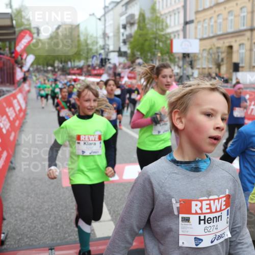 25.04.2026 - Das Zehntel Strokosch-Dieckow http://msf.ph/oto/9618503 25.04.2026 11:00:54 Ziel 5078, 5094, 5164, 5238, 5297, 5301, 5358, 5408, 5438, 5460, 5767, 5860, 6218, 6257, 6261, 6270, 6274, 6305, 6306, 6387, 6427, 6556, 6572, 6608, 6975, 7033, 7076, 7081, 7411, 7535, 7559, 7657, 7761, 7876 meine-sportfotos.de