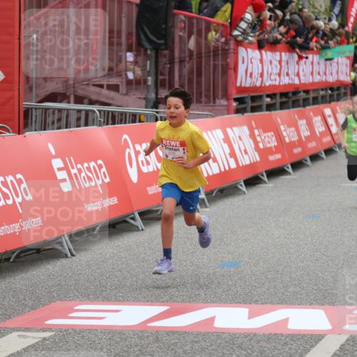 25.04.2026 - Das Zehntel Strokosch-Dieckow http://msf.ph/oto/9618551 25.04.2026 08:48:52 Ziel 1587, 2053, 2796, 3580 meine-sportfotos.de