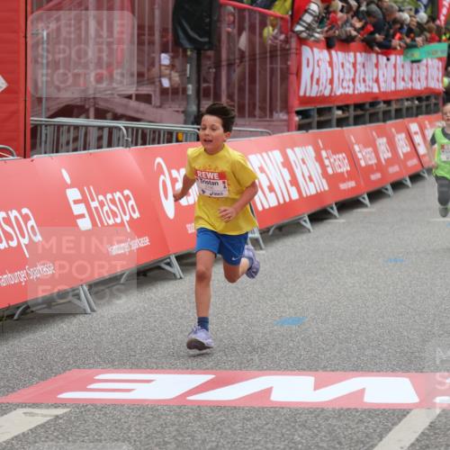 25.04.2026 - Das Zehntel Strokosch-Dieckow http://msf.ph/oto/9618559 25.04.2026 08:48:52 Ziel 1587, 2053, 2796, 3580 meine-sportfotos.de