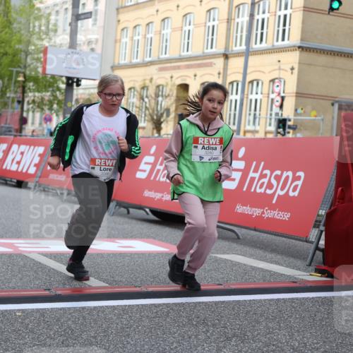 25.04.2026 - Das Zehntel Strokosch-Dieckow http://msf.ph/oto/9618564 25.04.2026 09:11:55 Ziel 1230, 1238, 3280 meine-sportfotos.de