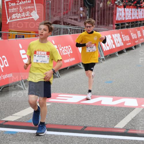 25.04.2026 - Das Zehntel Strokosch-Dieckow http://msf.ph/oto/9618687 25.04.2026 08:48:58 Ziel 2058, 2796, 2815, 3222, 3574 meine-sportfotos.de