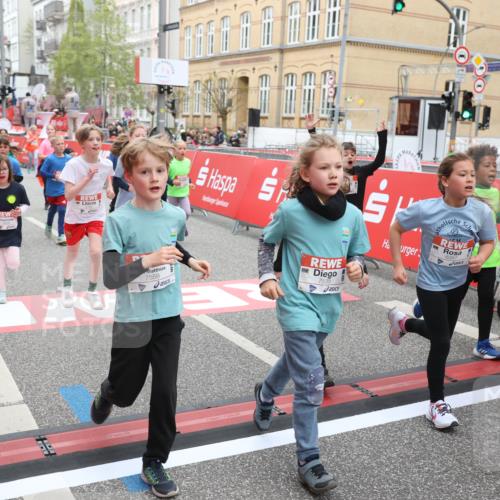 25.04.2026 - Das Zehntel Strokosch-Dieckow http://msf.ph/oto/9618749 25.04.2026 11:00:50 Ziel 5026, 5075, 5078, 5164, 5238, 5429, 5460, 5860, 6257, 6261, 6270, 6274, 6387, 6427, 6556, 6608, 6643, 6654, 6661, 6671, 6742, 7033, 7057, 7066, 7076, 7081, 7235, 7241, 7371, 7372, 7384, 7535, 7559, 7644, 7657, 7761 meine-sportfotos.de