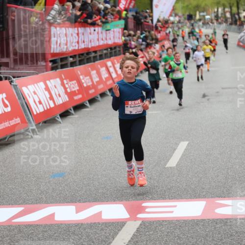 25.04.2026 - Das Zehntel Strokosch-Dieckow http://msf.ph/oto/9618753 25.04.2026 08:49:01 Ziel 2058, 2815, 3222, 3574, 4063 meine-sportfotos.de