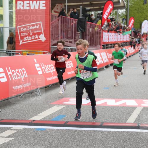 25.04.2026 - Das Zehntel Strokosch-Dieckow http://msf.ph/oto/9618851 25.04.2026 08:49:06 Ziel 1696, 3302, 3574, 3699, 4063 meine-sportfotos.de