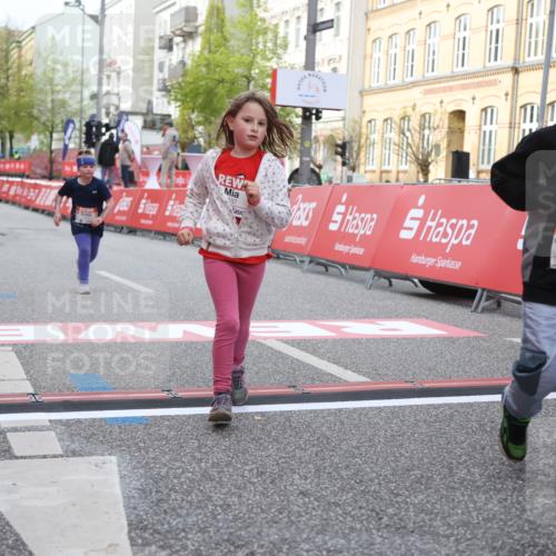 25.04.2026 - Das Zehntel Strokosch-Dieckow http://msf.ph/oto/9618862 25.04.2026 09:12:04 Ziel 1391, 1801, 1803, 2557, 3586 meine-sportfotos.de