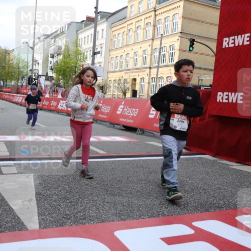 25.04.2026 - Das Zehntel Strokosch-Dieckow http://msf.ph/oto/9618881 25.04.2026 09:12:04 Ziel 1391, 1801, 1803, 2557, 3586 meine-sportfotos.de