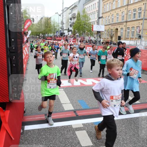 25.04.2026 - Das Zehntel Strokosch-Dieckow http://msf.ph/oto/9618898 25.04.2026 11:00:49 Ziel 5026, 5075, 5078, 5164, 5238, 5402, 5429, 5460, 5860, 6257, 6261, 6387, 6427, 6556, 6608, 6643, 6654, 6661, 6671, 6742, 7033, 7057, 7066, 7078, 7112, 7235, 7241, 7330, 7371, 7372, 7384, 7535, 7559, 7644, 7657, 7761 meine-sportfotos.de