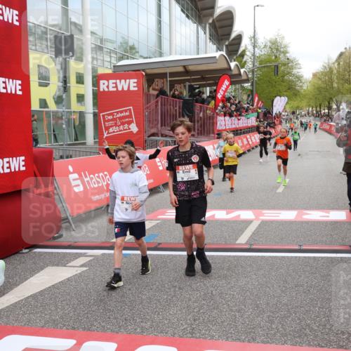 25.04.2026 - Das Zehntel Strokosch-Dieckow http://msf.ph/oto/9619007 25.04.2026 08:49:10 Ziel 1696, 1794, 2042, 2173, 2777, 3123, 3302, 3567, 3699, 3957 meine-sportfotos.de
